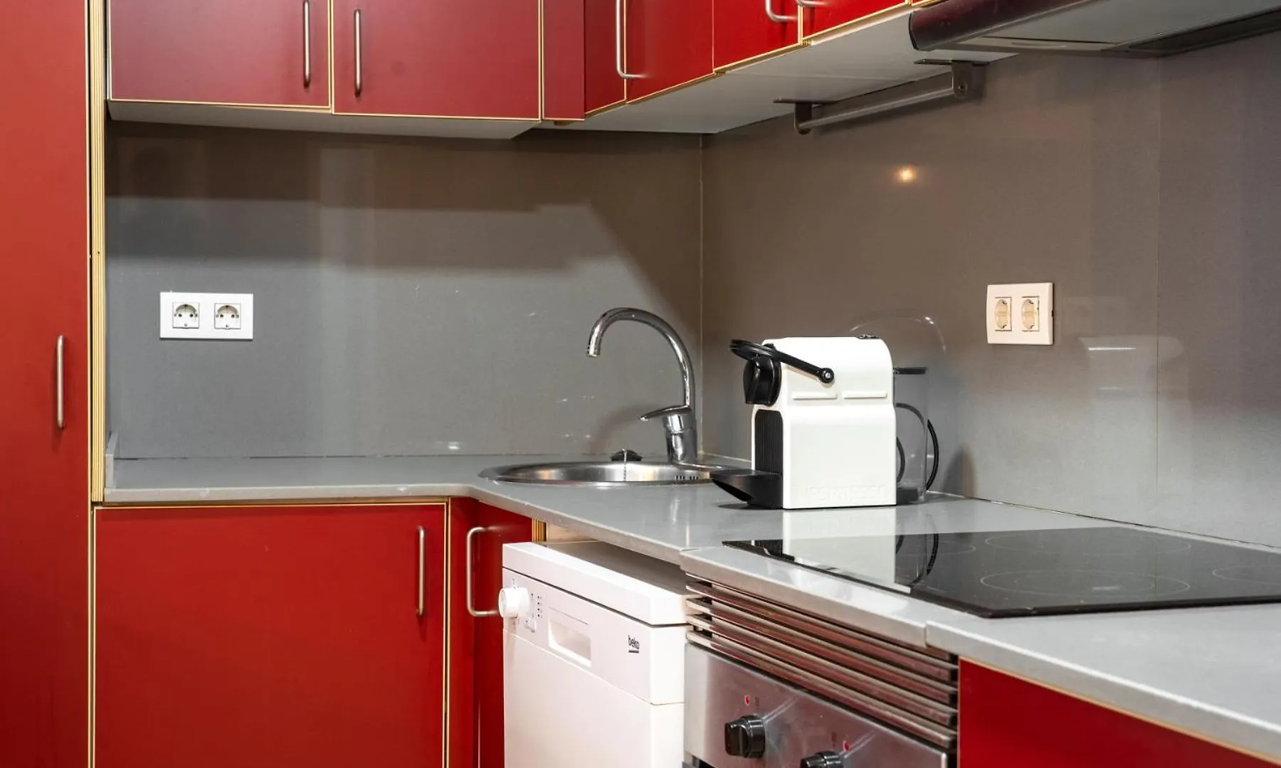 Sibsbcn Coliseum - Cozy And Central Barcelona Apartman